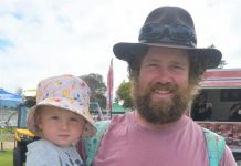 Revellers enjoy Beachport Crayfish Festival