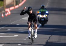 Classic solo effort claims win