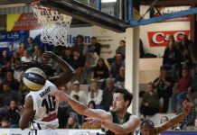 Dramatic night at the Icehouse