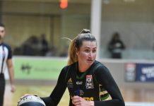 Women suffer first loss