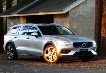 VOLVO V60 CROSS COUNTRY