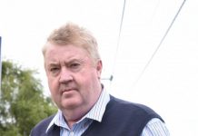 Councillors threaten budget vote