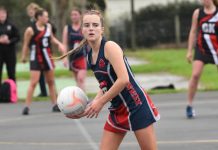 Top two fight for grand final berth