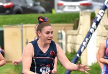 Roos hop across the border