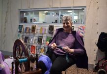 On your marks, get set, knit!