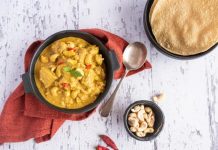 Cooking … Chicken and cashew curry