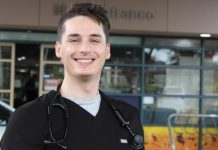 Young doctor claims award