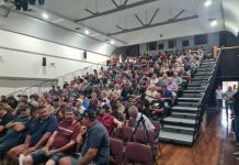 Feral deer forum attracts crowd