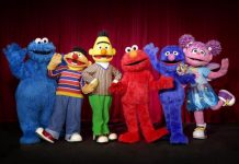 Elmo comes to Mount Gambier