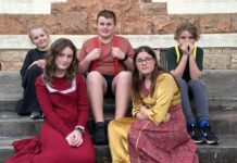 Snow White heads to the stage