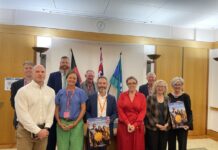 Regional Australians brief politicians on Local Energy Hubs in Canberra