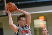 Men claim playoff spot