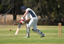 Warriors battle the Rams