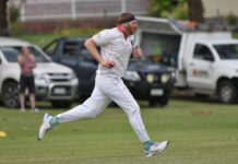 Eagles meet tough East bowlers