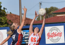 Roosters hold on in tight tussle