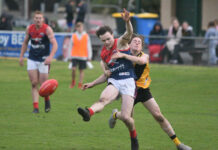 Roos bounce back in thrilling win