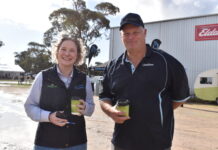 Hundreds flock to Keith