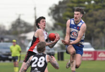 Saints win despite wayward kicking