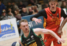 Captain signs on the dotted line