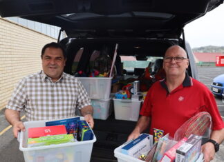 Limestone Coast shows Christmas support