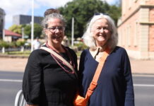 Seaweed exhibition callout