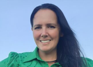 Honour the role of women in the country