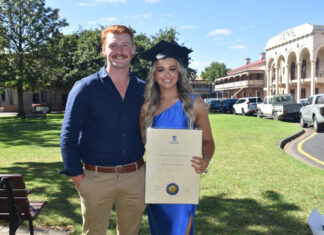 Last cohort of UniSA students celebrated